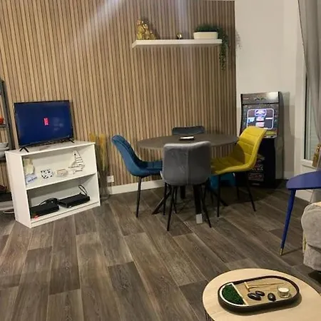 Apartment Cosy Next To Disneyland & Train *