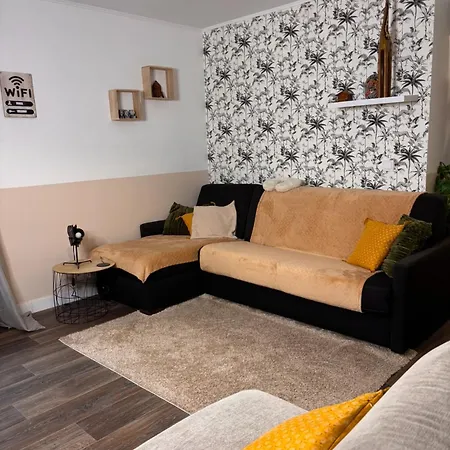 Apartment Cosy Next To Disneyland & Train *